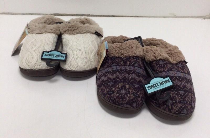 MUK LUKS Women's Suzanne Slippers Ivory and Wine/mocha mousse Size M LOT OF 2