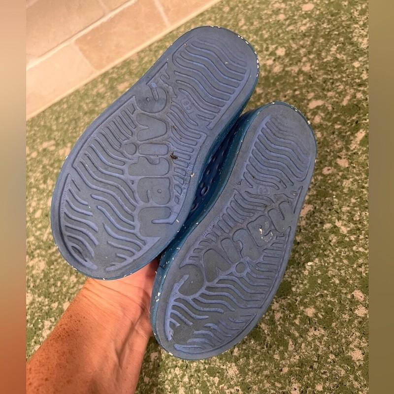 Native Jefferson Slip On Toddler 8 Blue Some White Flecks Sandal Beach Summer