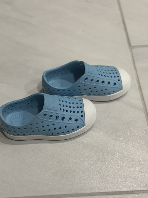 Native Light Blue Slip On Toddler Size 7c Pre-owned In Great Condition No Box
