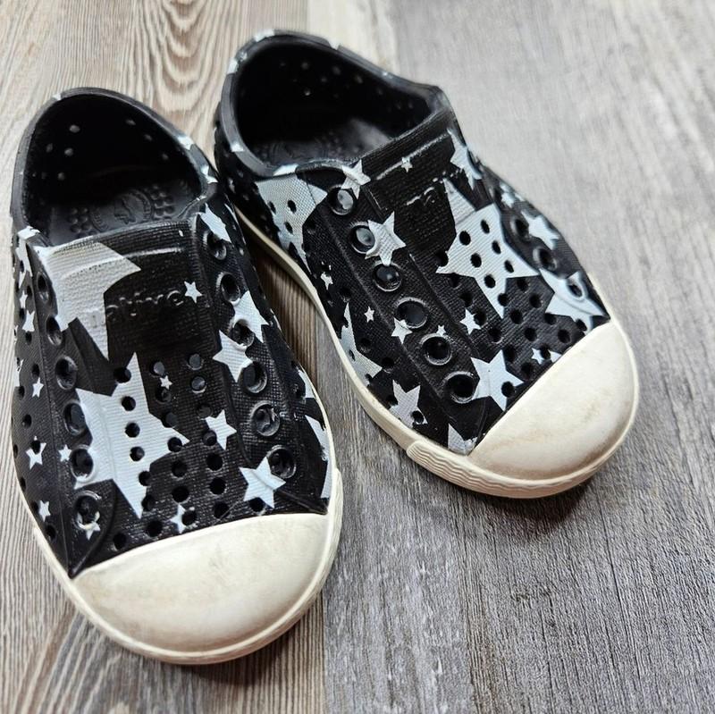 Native Shoes Jefferson Sneakers Black with White Stars Size C4