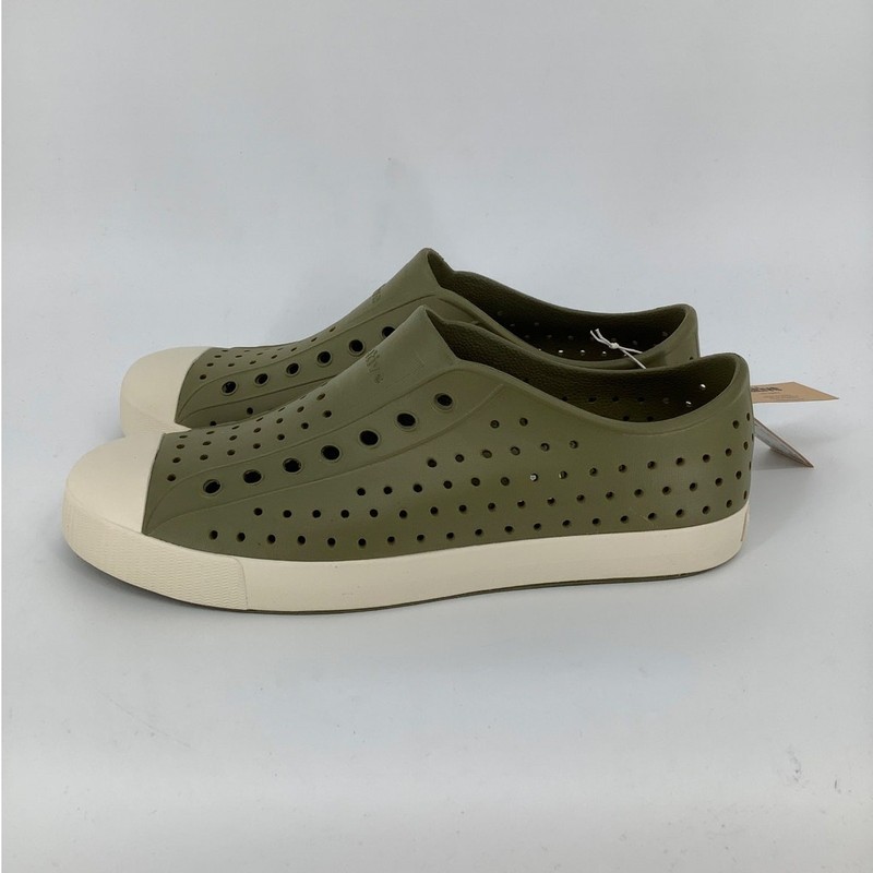Native Shoes Men 11 Rookie Green Jefferson Slip On Sneaker Perforated P2-64