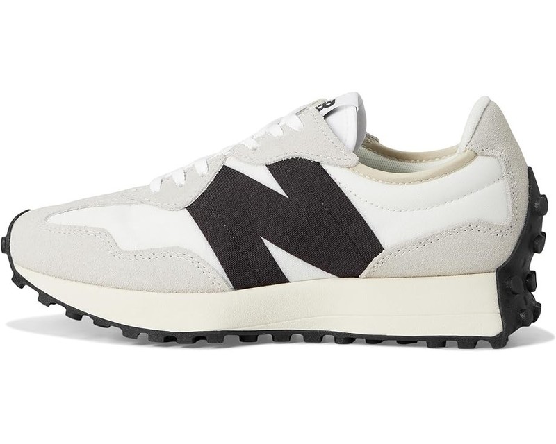 NB Women's 327 Sea Salt/White Medium NWB Freeshipping