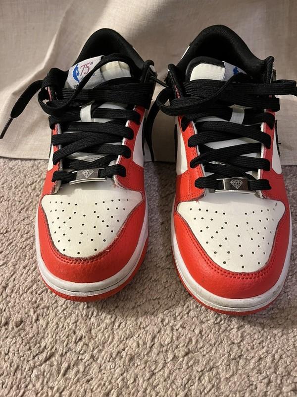 NBA 75th Anniversary Chicago Nike Dunk Low GS 6.5Y
