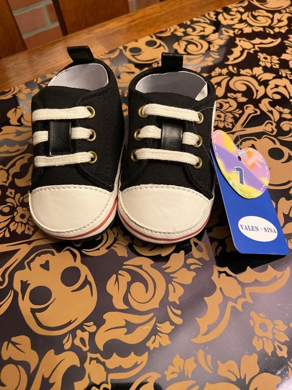 NEW 2 Pair Of Valen Sina Baby Shoes Infant - Size 1 Sneakers