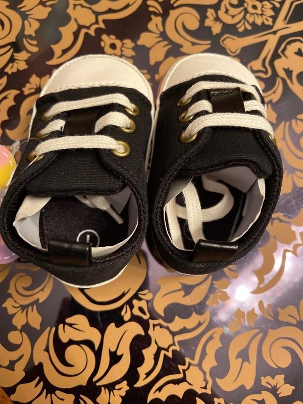 NEW 2 Pair Of Valen Sina Baby Shoes Infant - Size 1 Sneakers