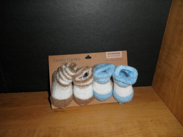 NEW(2 PAIRS) FADED GLORY NEWBORN BABY SOCKS (LIGHT BLUE WHITE) (BROWN WHITE)