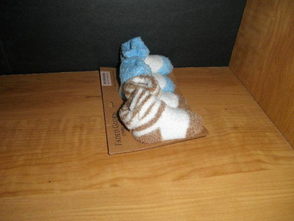 NEW(2 PAIRS) FADED GLORY NEWBORN BABY SOCKS (LIGHT BLUE WHITE) (BROWN WHITE)