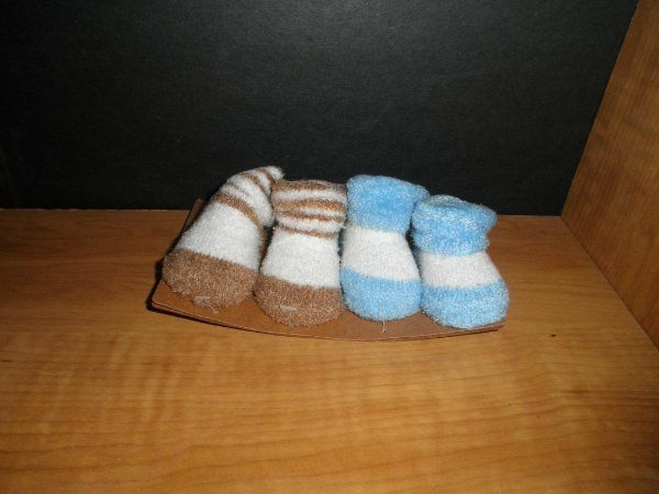 NEW(2 PAIRS) FADED GLORY NEWBORN BABY SOCKS (LIGHT BLUE WHITE) (BROWN WHITE)