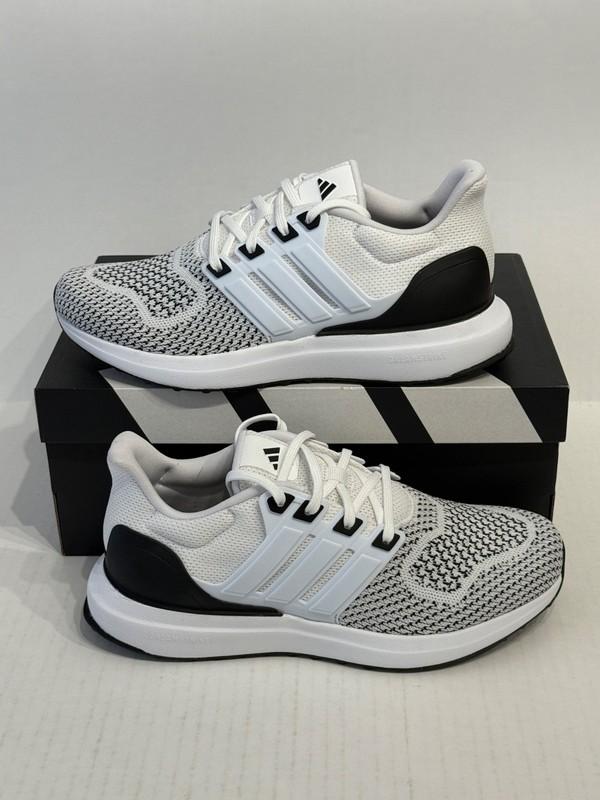 New Adidas Ultradream DNA JS0328 Women's White Black Running New Adidas Ultradream DNA JS0328 Women's White Black Running