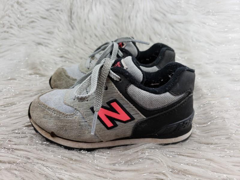 NEW BALANCE 574 Gray Pink Suede Sneakers Little Kids Size US 8 EUR 25