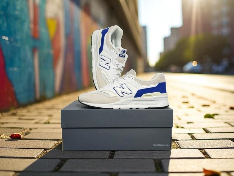 New Balance 997H Blue /Beige CM997HOF Men's Athletic shoes (Rare Color)