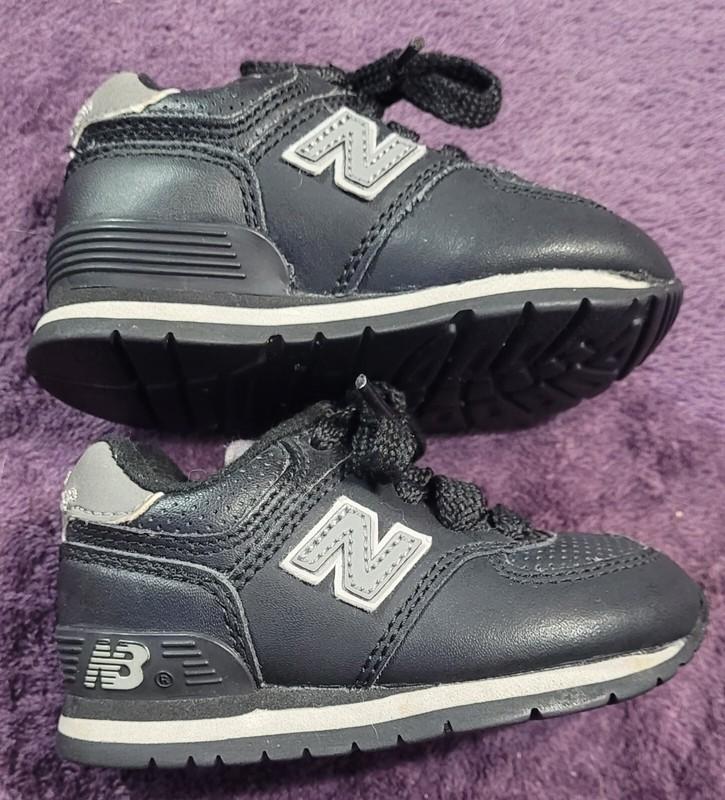 New Balance Black Grey 574 Sneaker Shoes Toddler Size 4 KJ574KK1 M