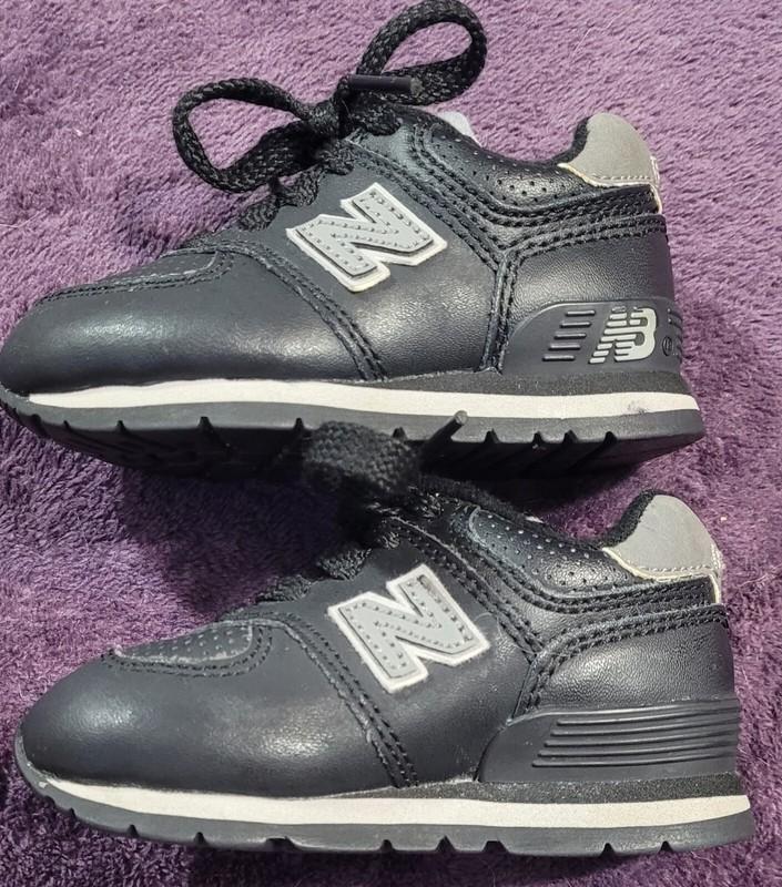 New Balance Black Grey 574 Sneaker Shoes Toddler Size 4 KJ574KK1 M