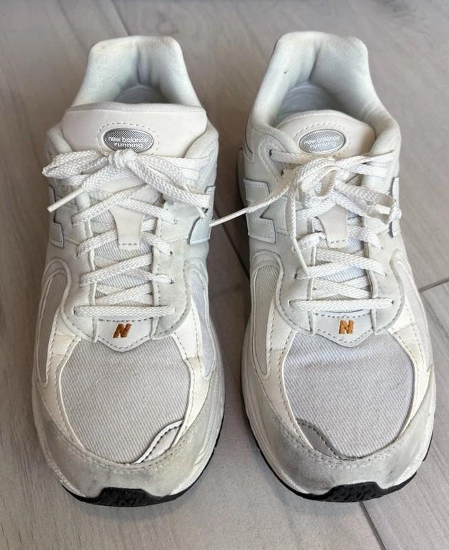 New Balance Youth Boy’s Sneakers Shoes Size 6.5 Gray/White GC2002EC