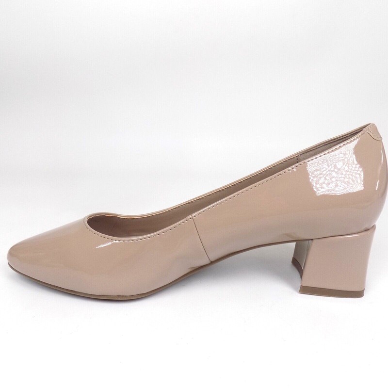 NEW Bandolino Aleth 3 Low Heel Pump Women Shoe Size 6.0 WIDE Natural Patent