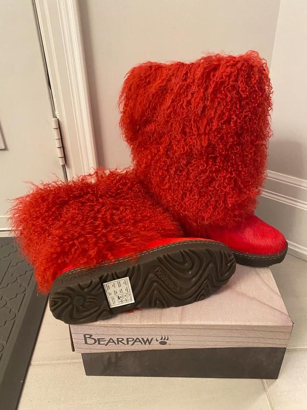 NEW BEARPAW Boetis Ll Real Red Lamb Fur Wool Lined Boots Womens Size 8 NIB
