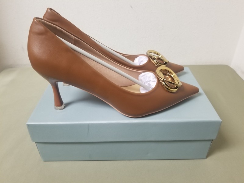 New C.Paravano Womens Brown Leather Pumps