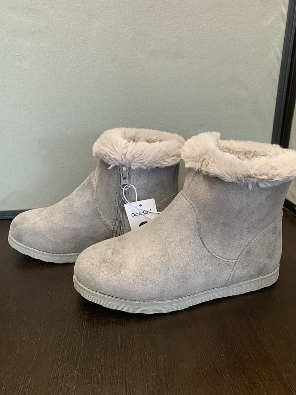 New Cat And Jack Winter Boots Girls Size 5