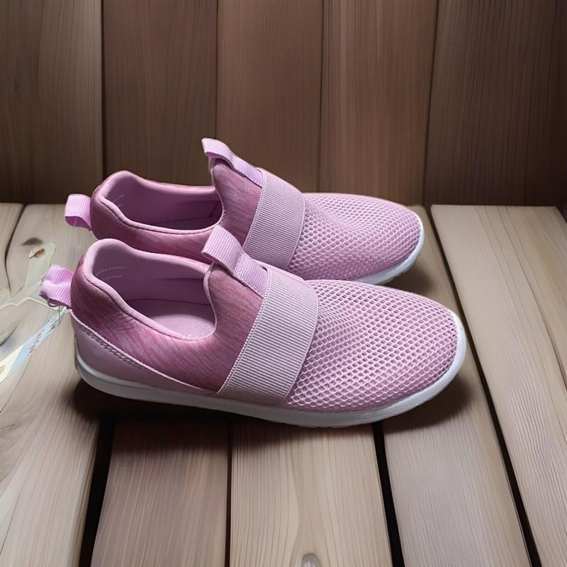 NEW Cat & Jack Girl's Jourdan Slip On Water Tennis Shoes Sneaker Pink Size 5