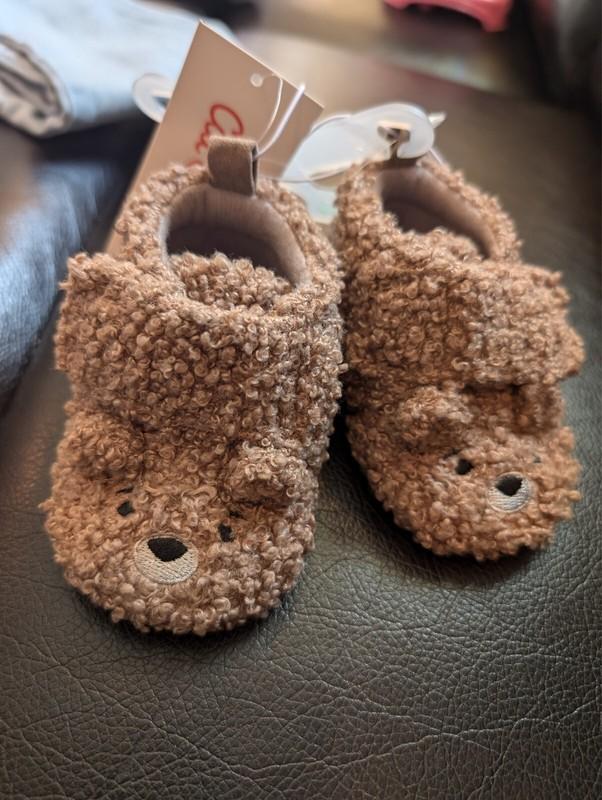 NEW Cat & Jack Infant Slippers Bears Faux Fur Size 3-6m With Tags
