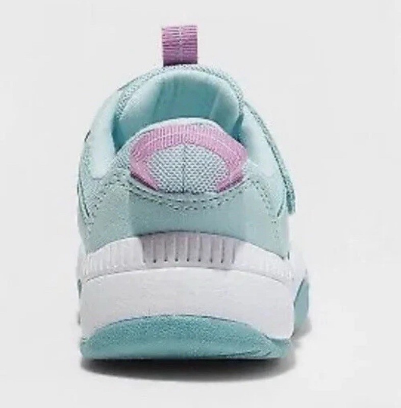 NEW Cat & Jack Mint Toddler Bowie Sneakers Size 5 F143