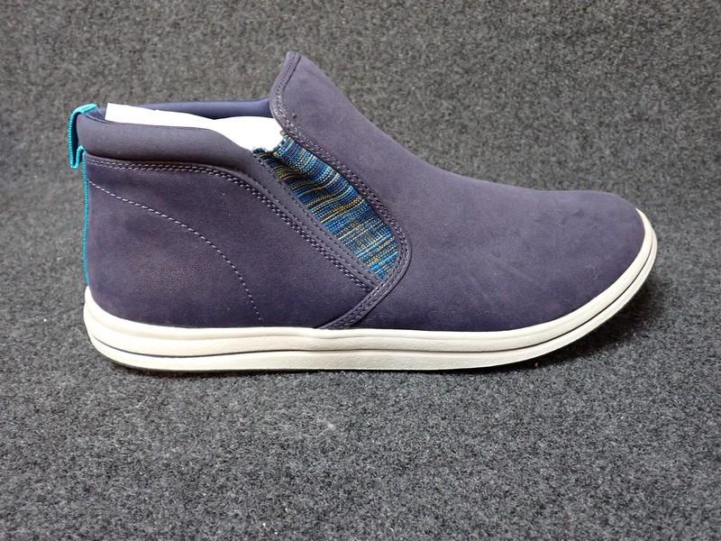 NEW Clarks Breeze Clover Ankle Boot Navy Women's Size 7.5 (SS37)