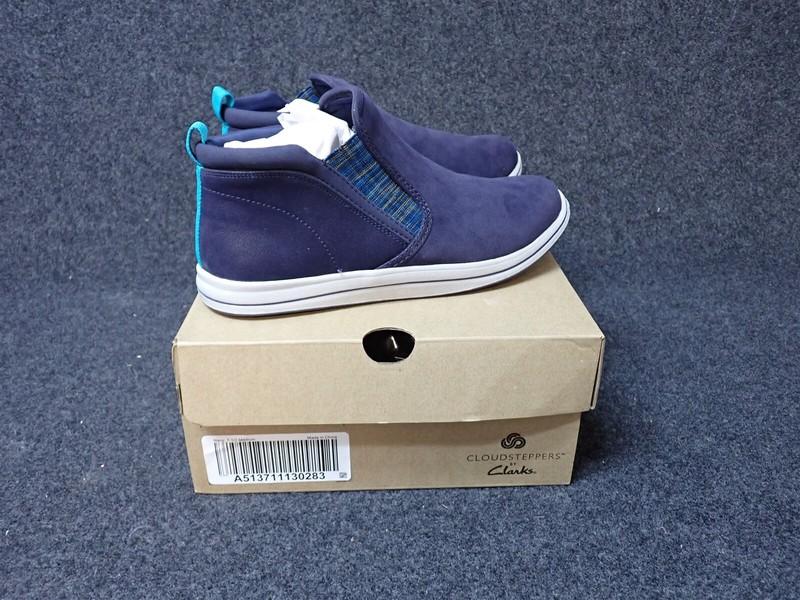NEW Clarks Breeze Clover Ankle Boot Navy Women's Size 7.5 (SS37)