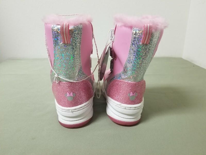 New Disney Minnie Girls Infant Glitter Strap Light Up Winter Boots