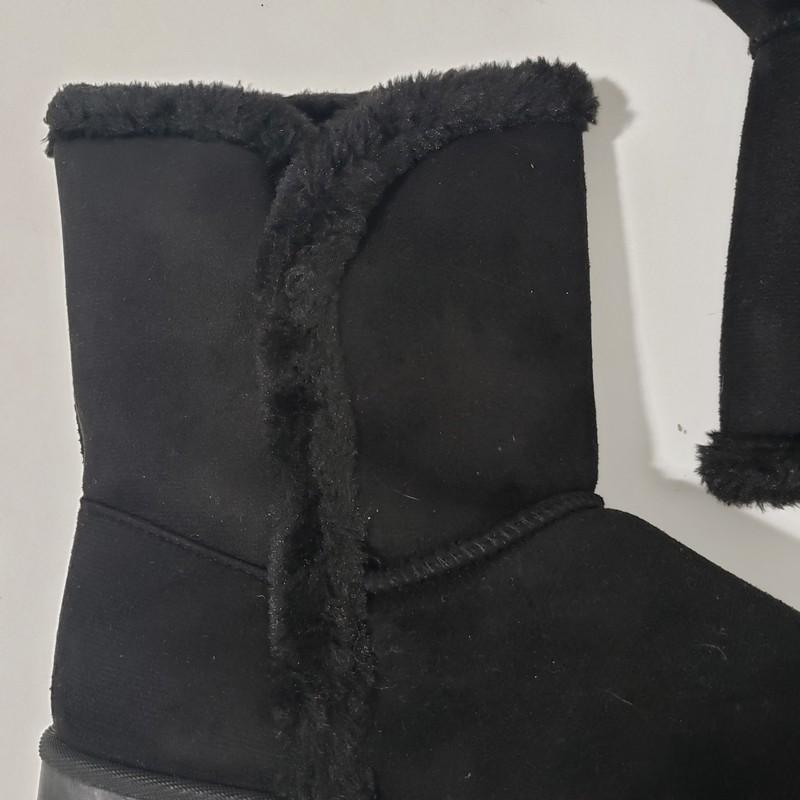 New Fabkids Tulip Hem Fuzzy Boot In Black Size 5