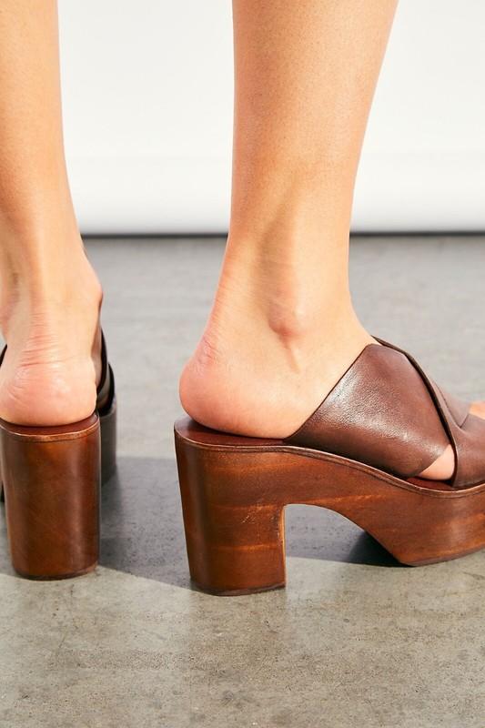 New Free People Kora Platform Clogs Size 10 MSRP: $148 Leather