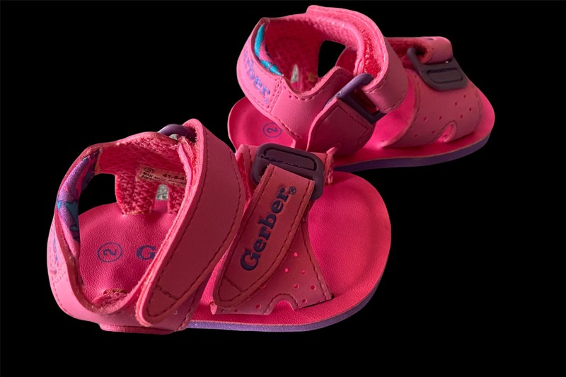 New Gerber Baby Girl Size 2 Pink Rubber Sandals Bright Pink Color