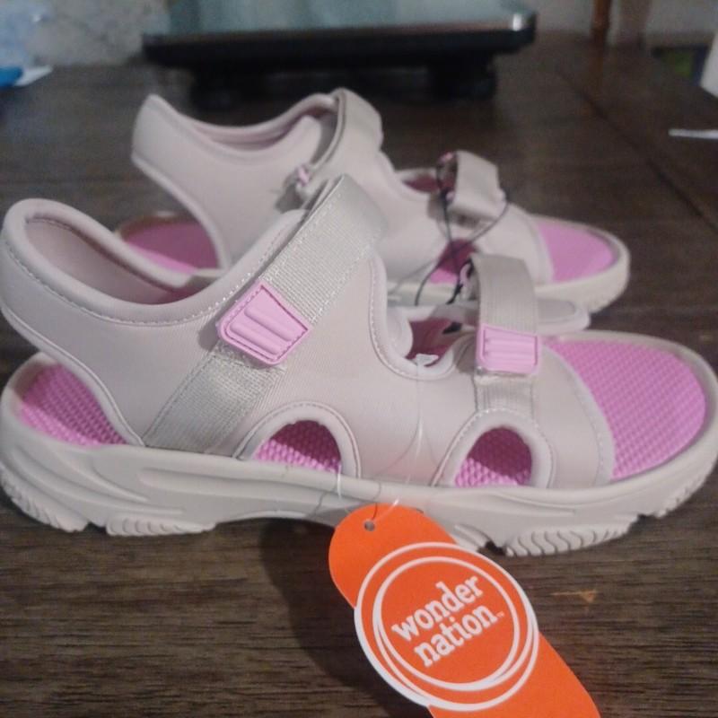 New Girls Nature Sport Lightweight Easy On/off Adjustable Comfort Size 5 Neutral