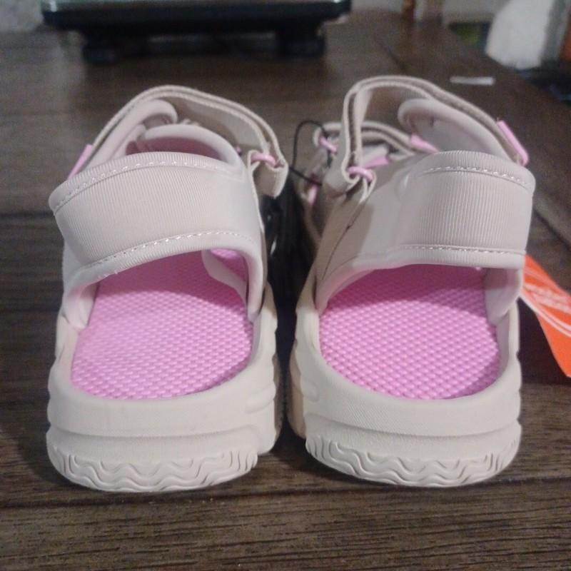 New Girls Nature Sport Lightweight Easy On/off Adjustable Comfort Size 5 Neutral