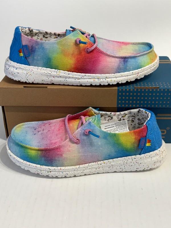 New Hey Dude Wendy Dreamer Magic Rainbow SZ 6 Youth = 7 Wms Tie Dye