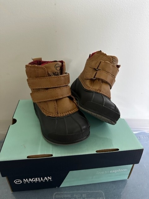 New in Box Toddler Boy's Magellan Duck Boot 163994 Size 6 #GRGE