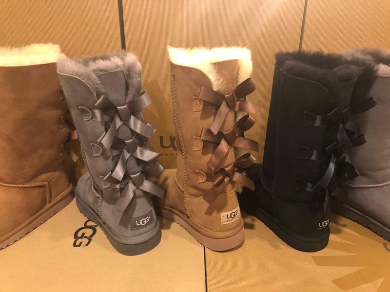 NEW IN BOX UGG Bailey Bow Tall Sheepskin Suede Boot Triplet Triple Girls Youth