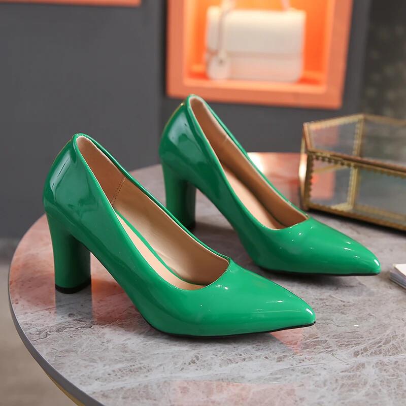 New Large Heel Pointed Solid Color Light Mouth Versatile Comfortable Single Shoe