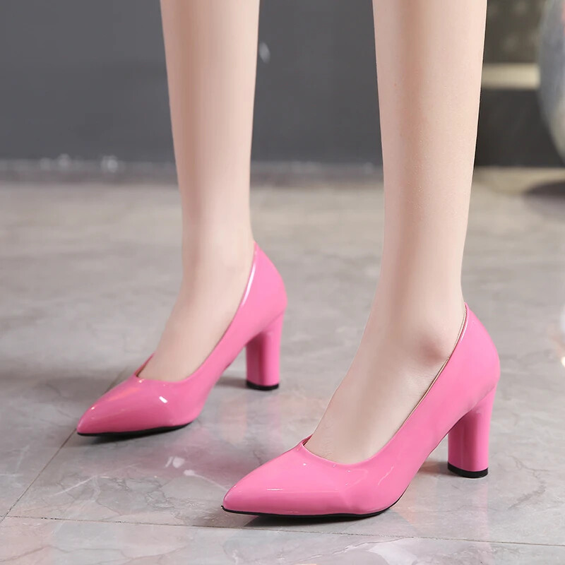 New Large Heel Pointed Solid Color Light Mouth Versatile Comfortable Single Shoe