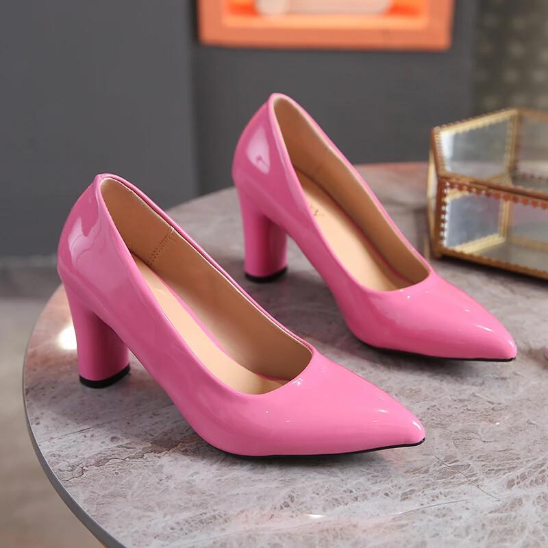 New Large Heel Pointed Solid Color Light Mouth Versatile Comfortable Single Shoe