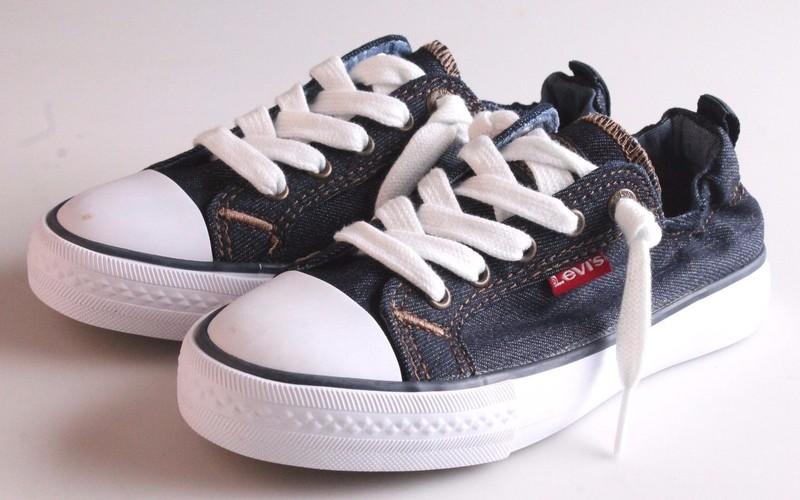 NEW Levi's Denim Blue Girls Stan G Canvas Sneakers Gym Shoes New wo Box 1091100