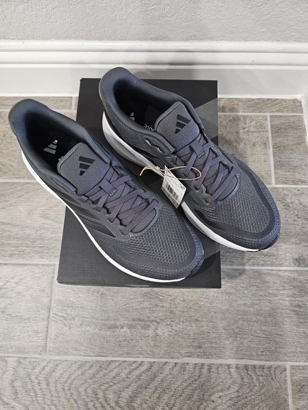 New-Mens Sneakers Adidas Runfalcon 5 Running Shoe (size 10)