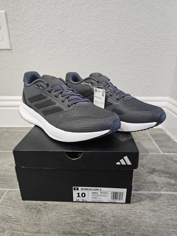New-Mens Sneakers adidas Runfalcon 5 Running Shoe (size 10)