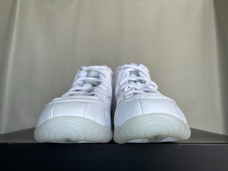 New Nike Little Posite One Triple White Foamposite Pre School Shoes HQ1960-100
