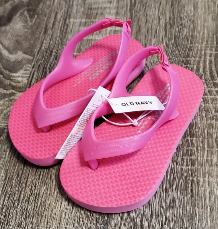 New Old Navy Girls Baby Flip Flop Sandals Pink Size 6