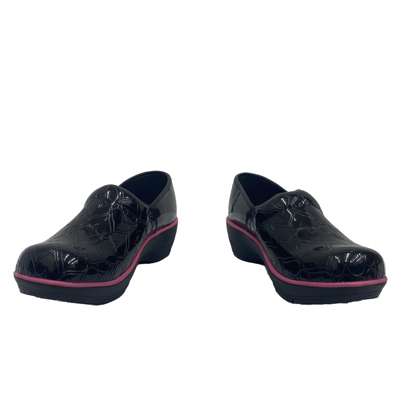 NEW Smitten Women Patent Leather Slip Resistant Clog Nursing Shoes Size US 5.5