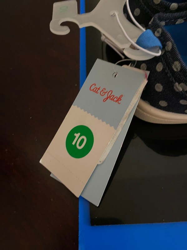 NEW TODDLER GIRL'S SIZE 10 CAT & JACK CASUAL SNEAKERS