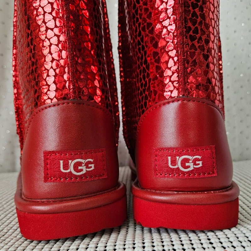 New - UGG Toddler Girls Red Hearts Boot Metallic Red Size 3 NEW