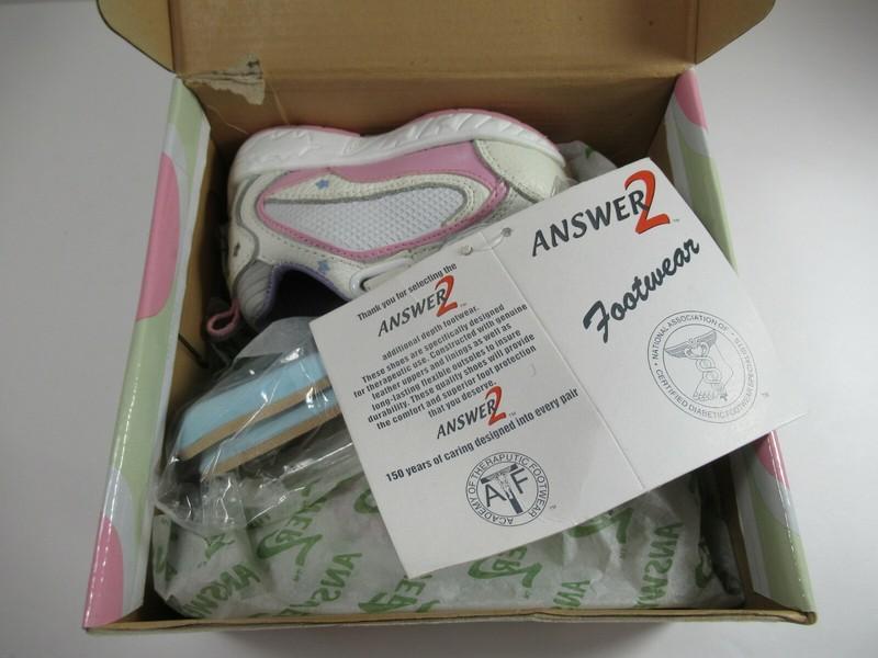 New w/Box Answer 2 Size 4.5 Wide Toddler Baby Therapeutic Orthopedic Pink White