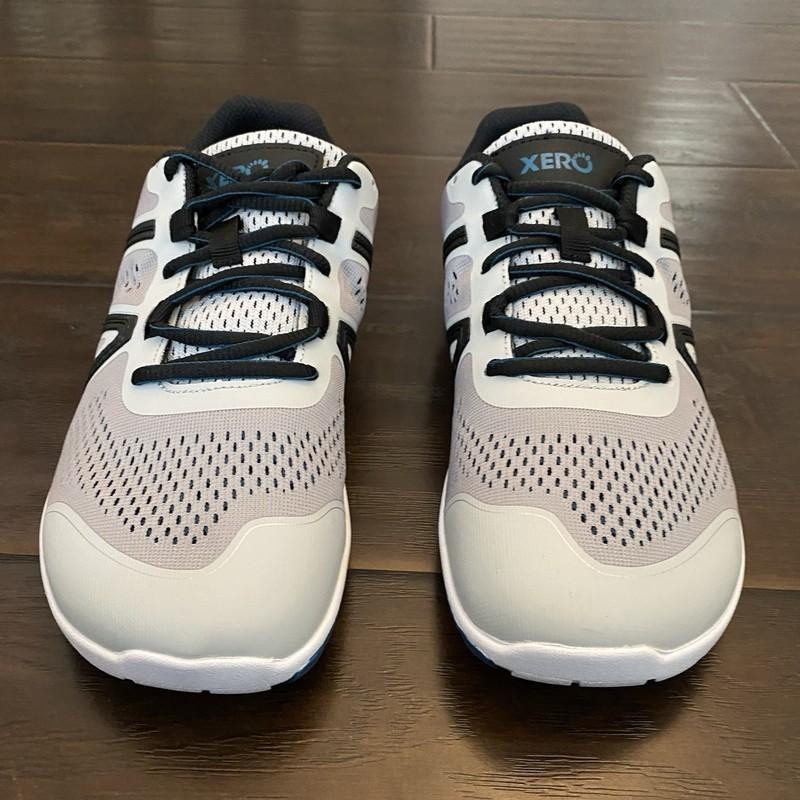 New Without Box Xero Lace Up Sneakers Women’s Size 10