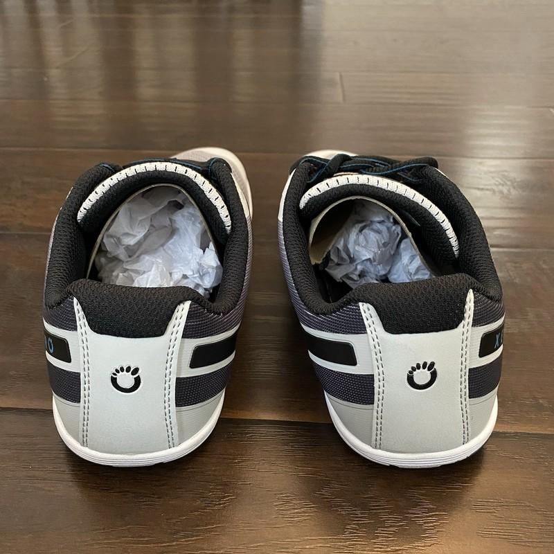 New Without Box Xero Lace Up Sneakers Women’s Size 10